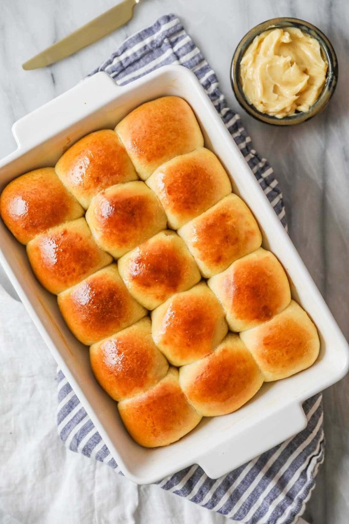Sourdough-Dinner-Rolls-4-of-8