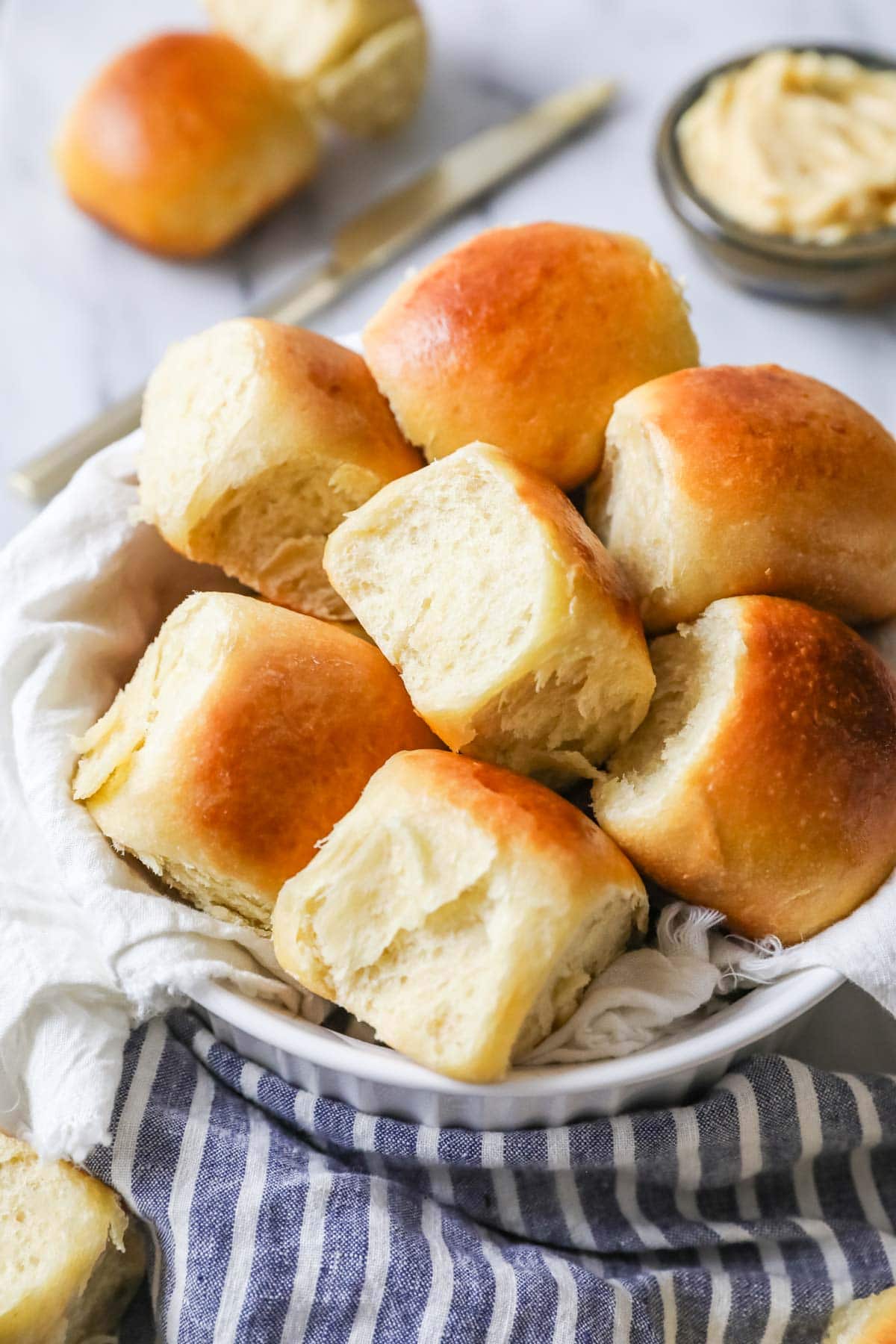 Sourdough-Dinner-Rolls-6-of-8